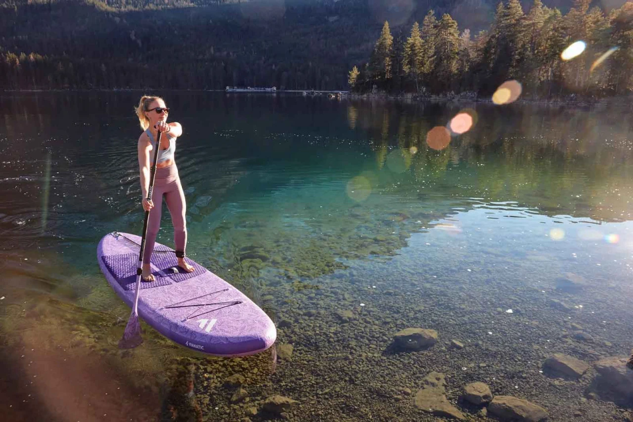 Fanatic Diamond Air Pocket 10'4" & Paddel Damen SUP Set 11 Fanatic Diamond Air Pocket 10'4" & Paddel Damen SUP Set – Bild 9